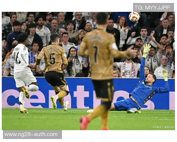 英超激战皇马惊险逆转多特蒙德4比3全场沸腾