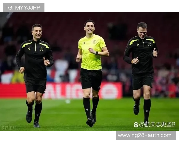 国王杯激战多特蒙德逆转AC米兰争议判罚引发全场沸腾